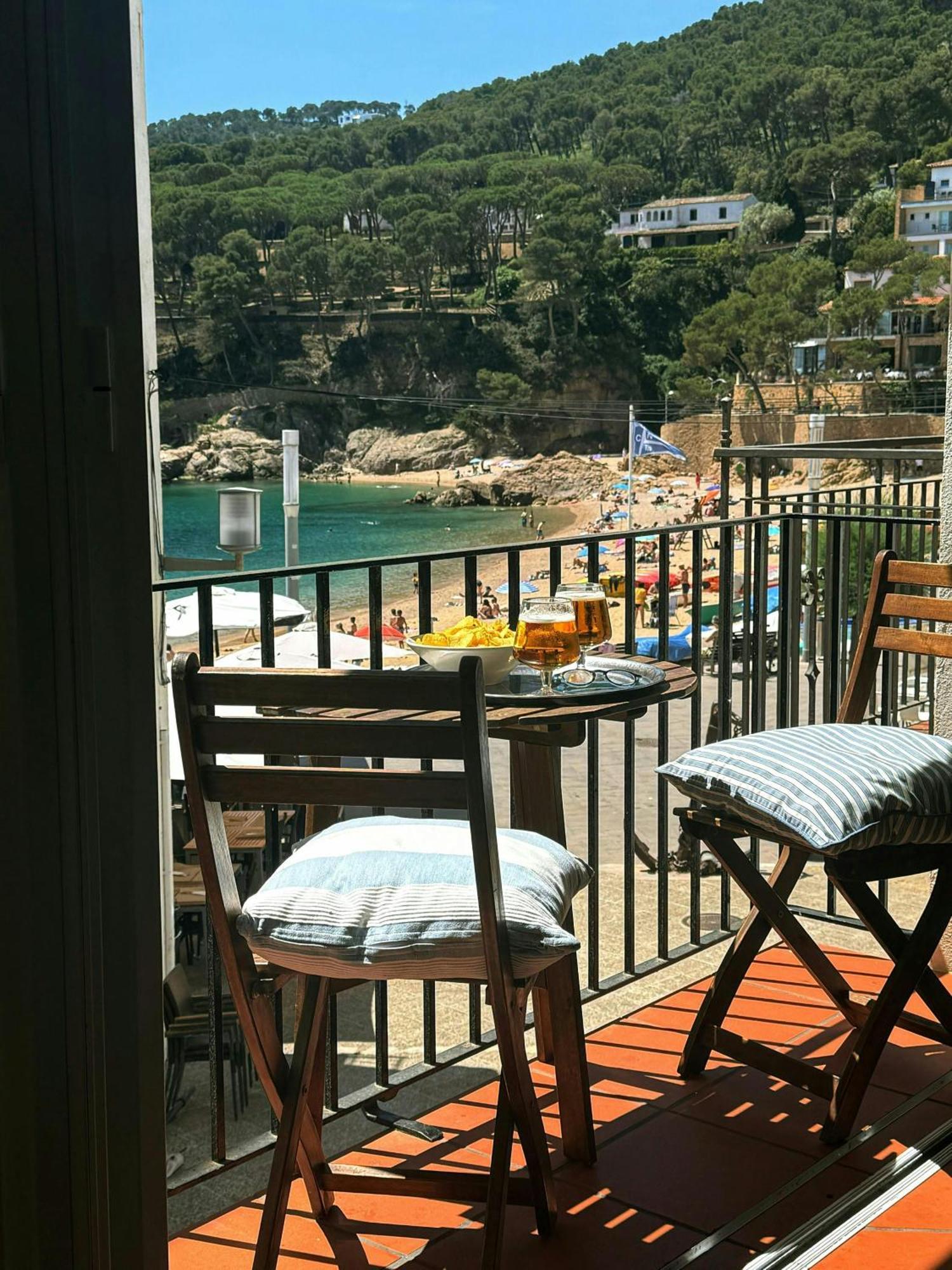 Tamariu Beach 1: Beachfront Wifi Up To 6 Ppl Exterior photo
